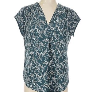 Stitch Fix Fun2Fun Floral Green & White Women's Top /Size Small
